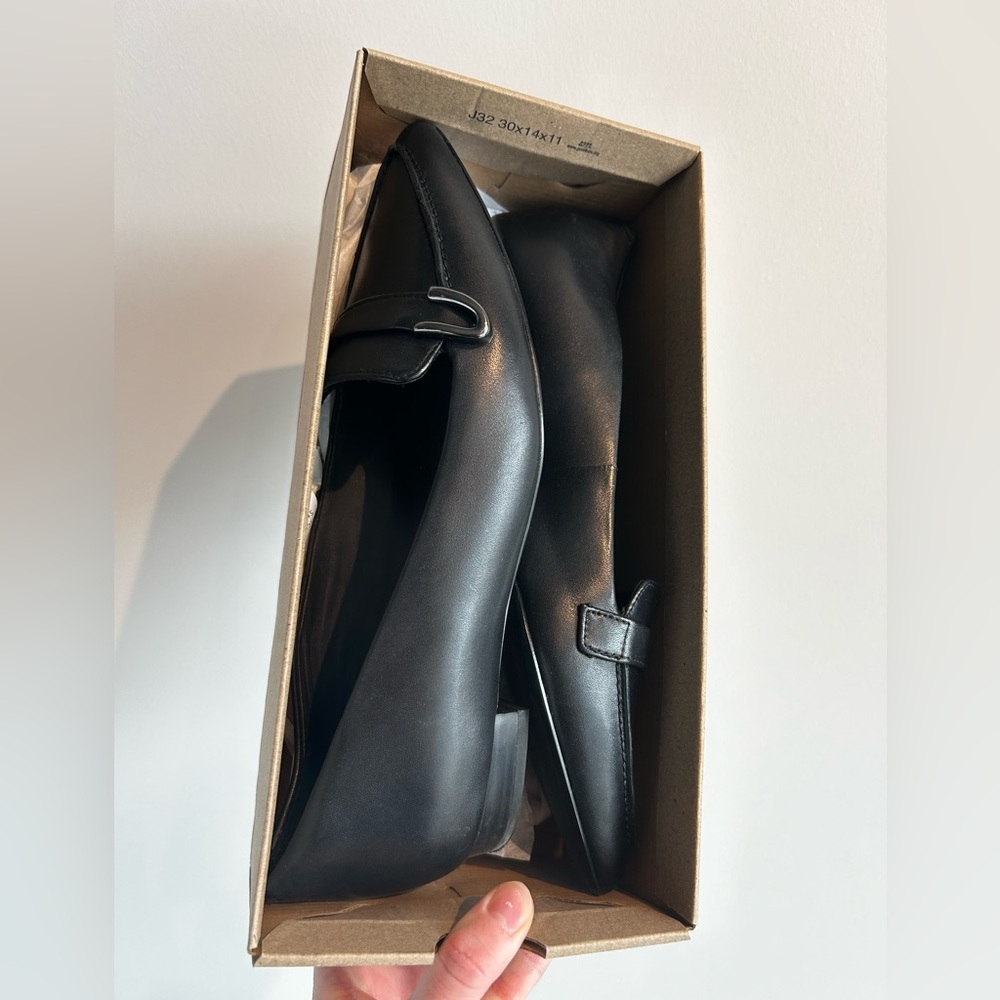 Clarks Leather Black Flats | Size 9 | Great Work Shoes